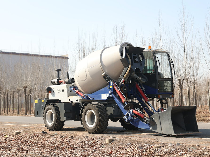 2.6CBM Kendinden Yüklemeli Mixer